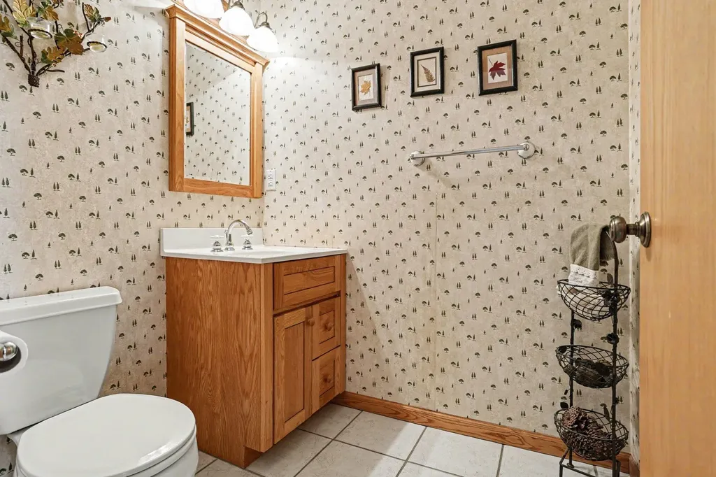 9895 Lakeview Drive Oronoko Charter Township MI 49103