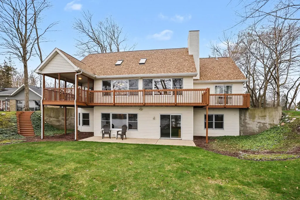 9895 Lakeview Drive Oronoko Charter Township MI 49103