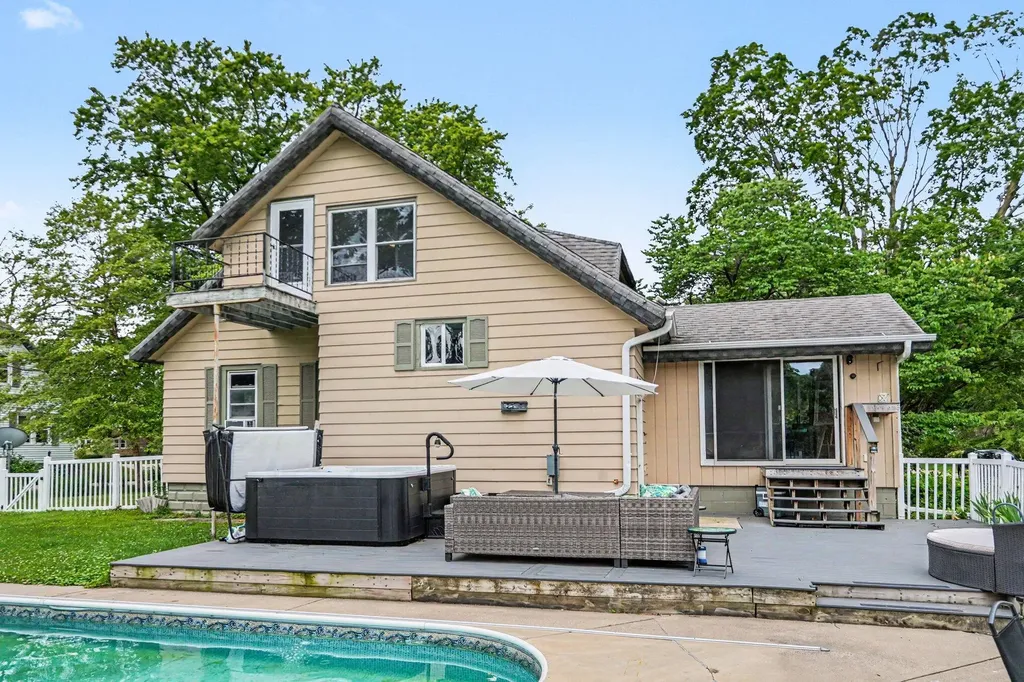 2211 Morton Avenue St. Joseph City MI 49085