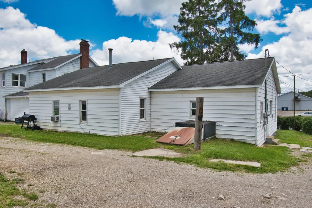 931 Cherry Street Niles City MI 49120