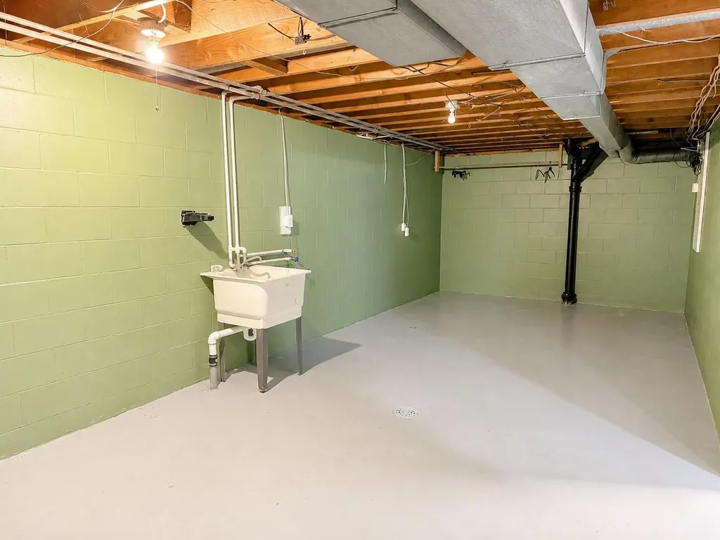 356 Waverly Drive Benton Charter Township MI 49022