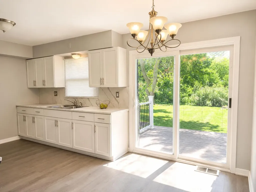 356 Waverly Drive Benton Charter Township MI 49022