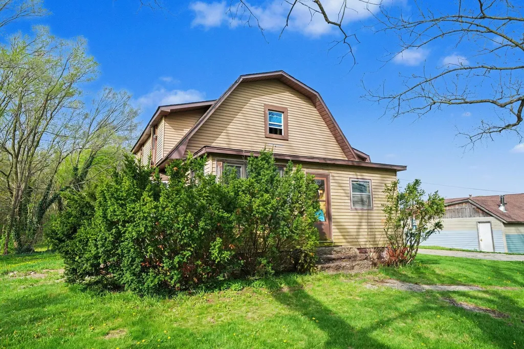 8612 Stevensville Baroda Road Baroda Township MI 49101