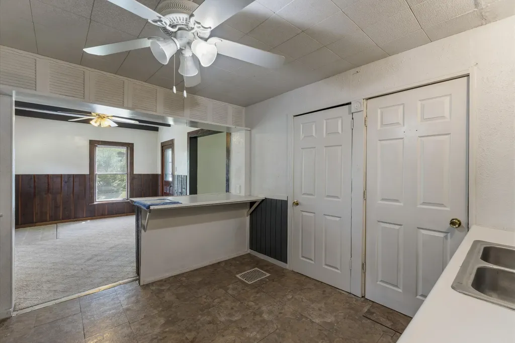 319 S 5th Street Niles City MI 49120
