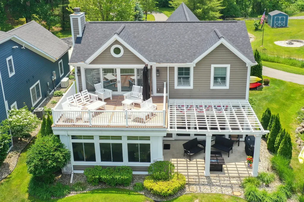 70944 Baldwin Landing Drive Porter Township MI 49130