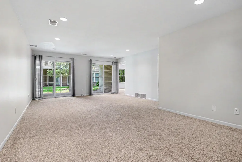 5530 Ivy Path Lincoln Charter Township MI 49127