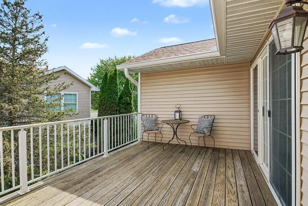 5530 Ivy Path Lincoln Charter Township MI 49127