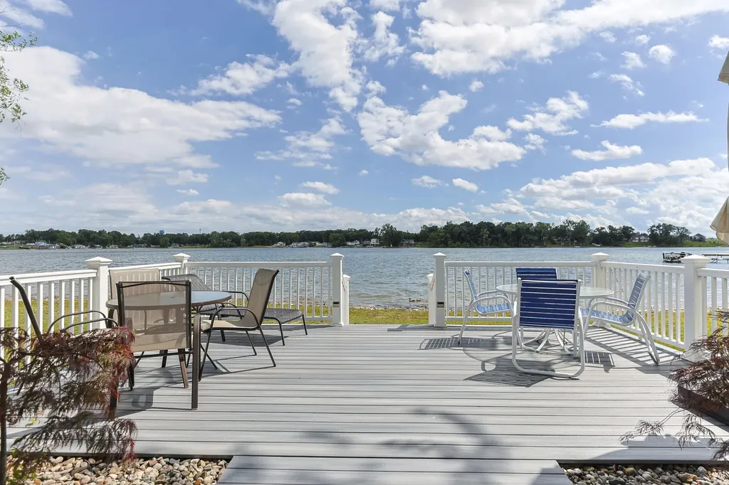 27061 Curtis Drive Ontwa Township MI 49112