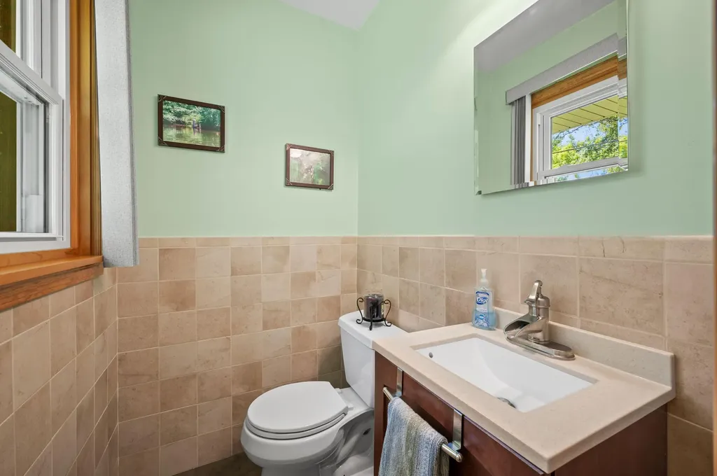 2225 Maple Path Shoreham Village MI 49085