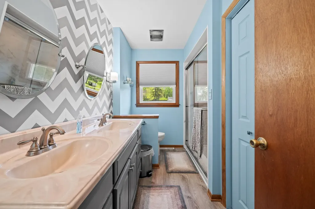 2225 Maple Path Shoreham Village MI 49085