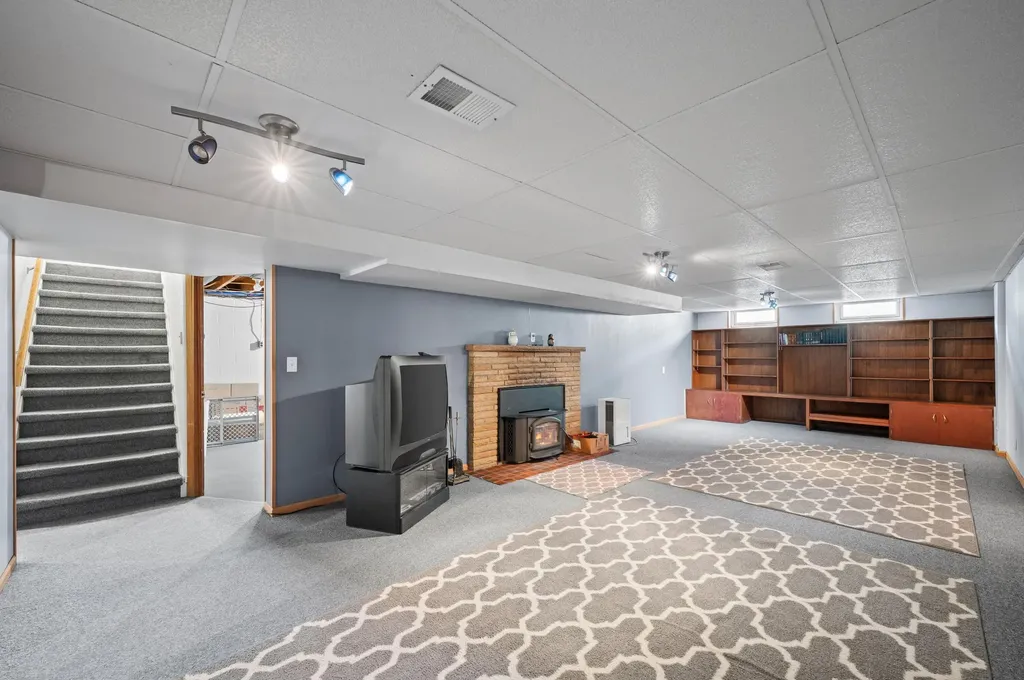 2225 Maple Path Shoreham Village MI 49085