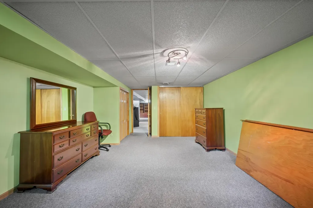 2225 Maple Path Shoreham Village MI 49085