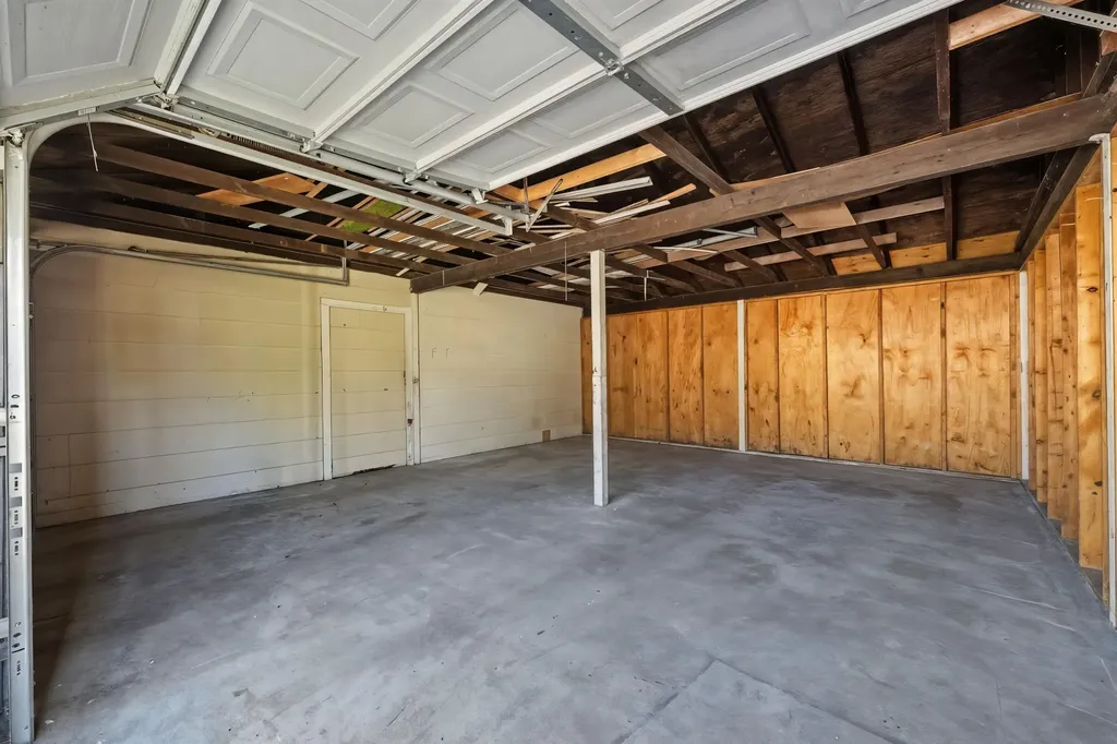 2225 Maple Path Shoreham Village MI 49085