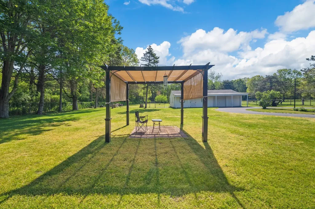 2225 Maple Path Shoreham Village MI 49085