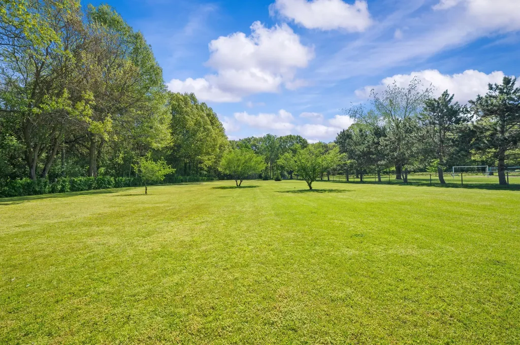 2225 Maple Path Shoreham Village MI 49085