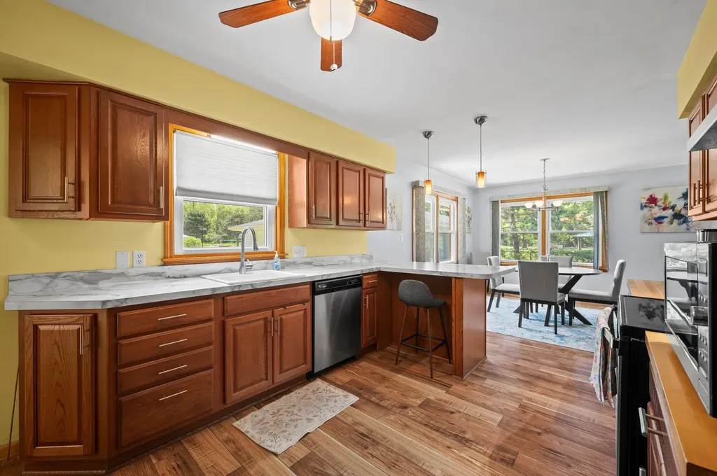 2225 Maple Path Shoreham Village MI 49085