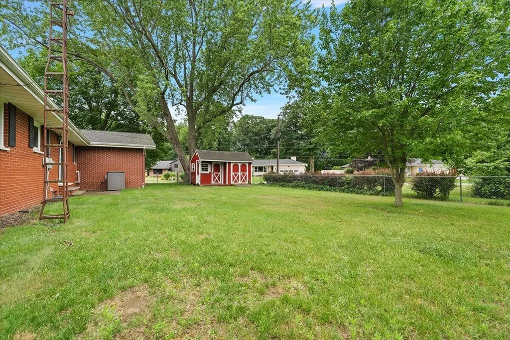 5866 Ponderosa Drive Lincoln Charter Township MI 49127