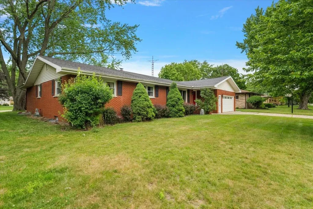 5866 Ponderosa Drive Lincoln Charter Township MI 49127