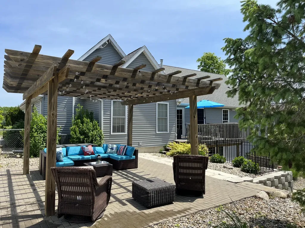 3860 Gateway Lane Bertrand Township MI 49120