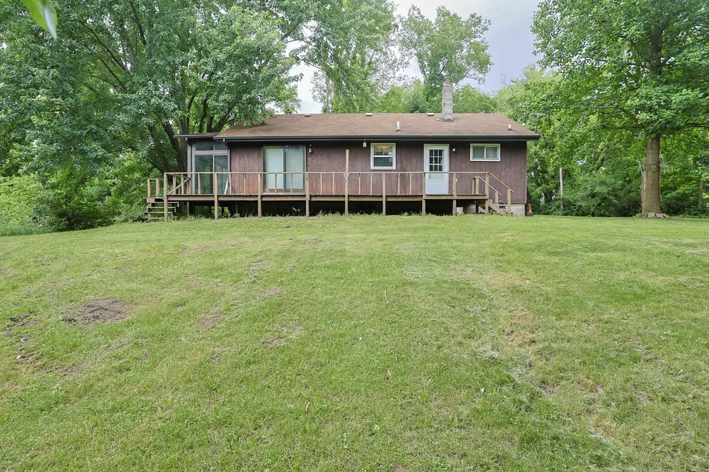 4060 Buffalo Bertrand Township MI 49107