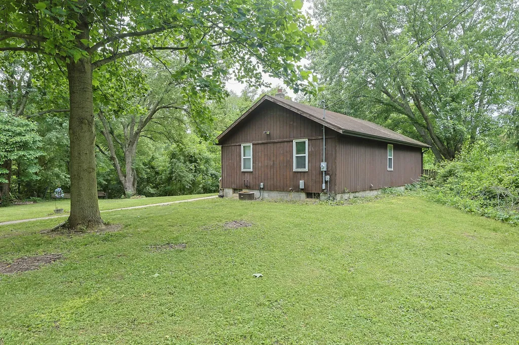 4060 Buffalo Bertrand Township MI 49107