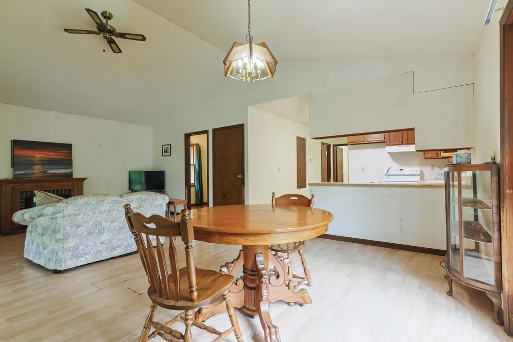 4060 Buffalo Bertrand Township MI 49107