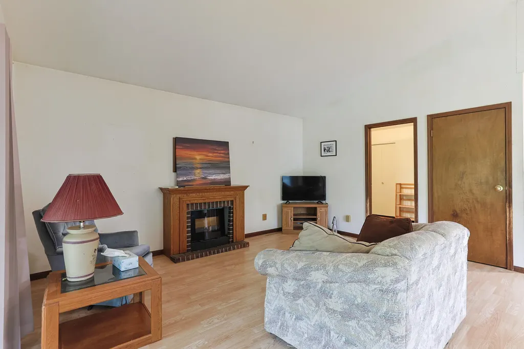 4060 Buffalo Bertrand Township MI 49107