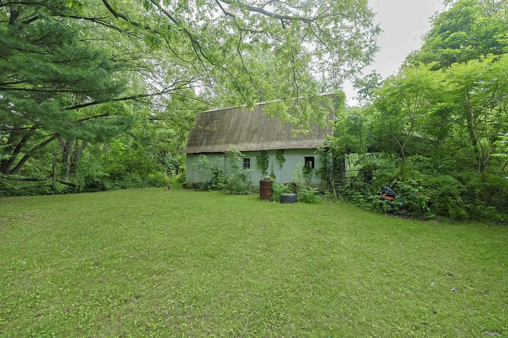 4060 Buffalo Bertrand Township MI 49107