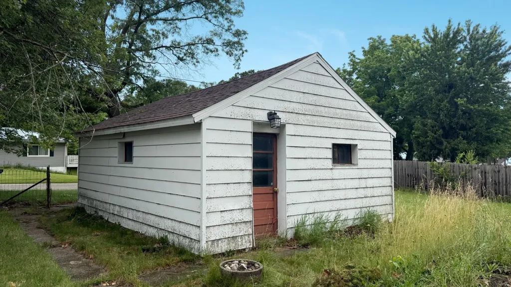 301 Mcmaster Street Dowagiac City MI 49047