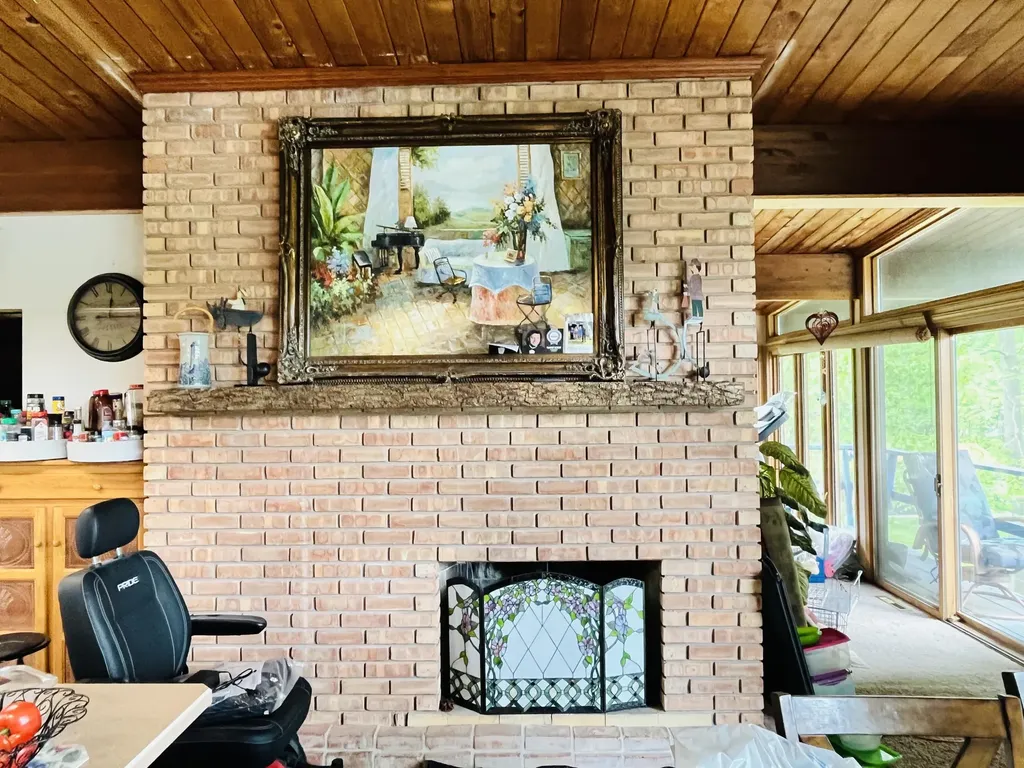 1905 Champlain Drive Bertrand Township MI 49120