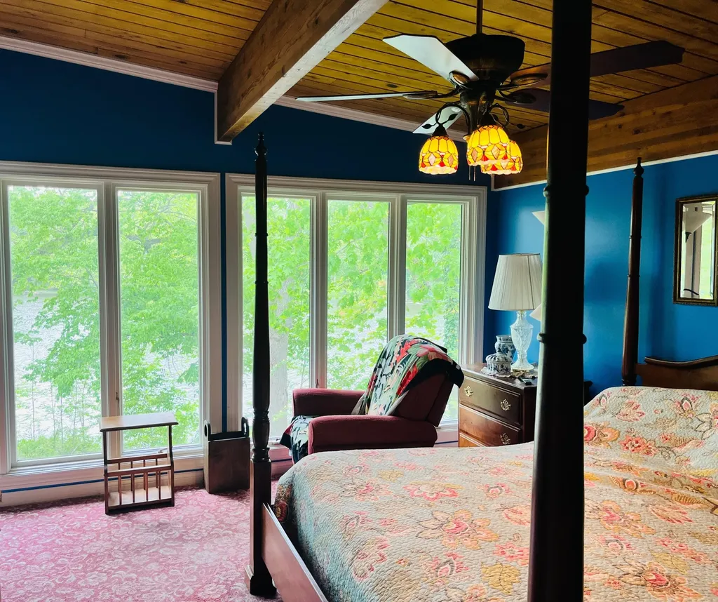 1905 Champlain Drive Bertrand Township MI 49120