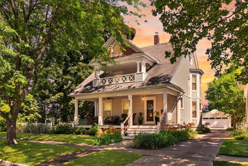 831 Wisconsin Avenue St. Joseph City MI 49085