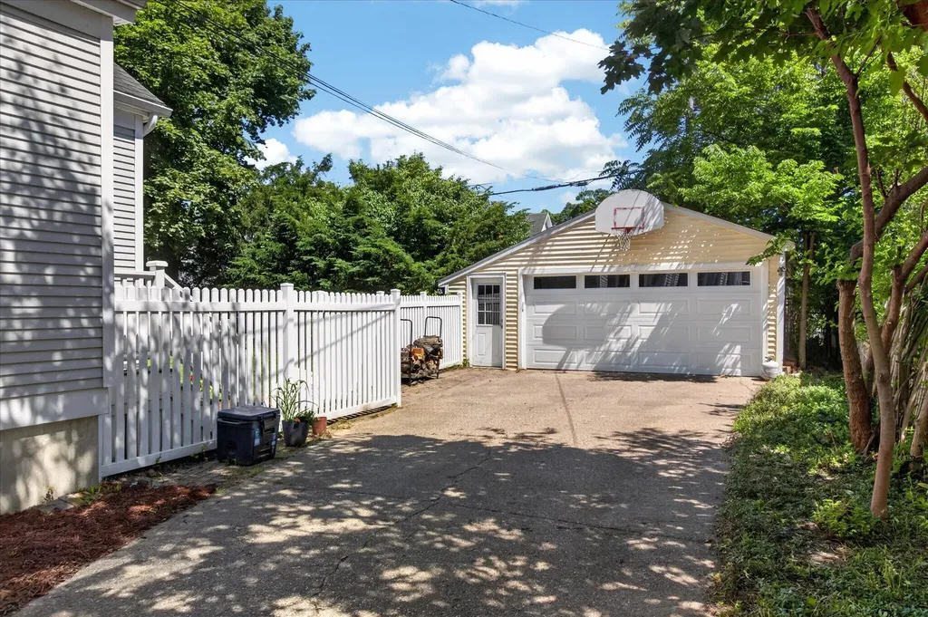 831 Wisconsin Avenue St. Joseph City MI 49085