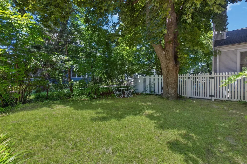 831 Wisconsin Avenue St. Joseph City MI 49085
