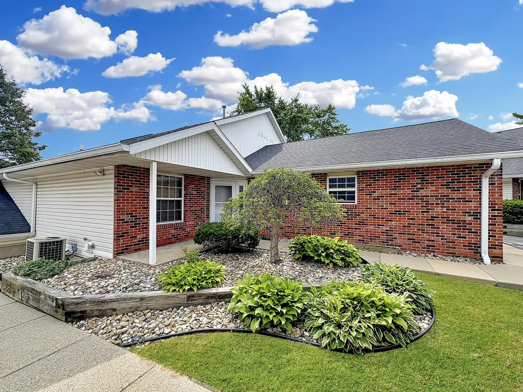 1591 Hickory Trace Drive Lincoln Charter Township MI 49127
