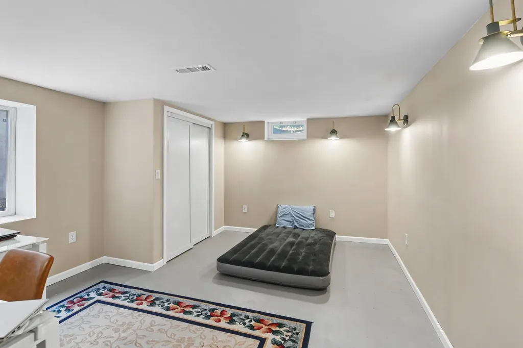 1767 N Cambridge Place St. Joseph Charter Township MI 49085