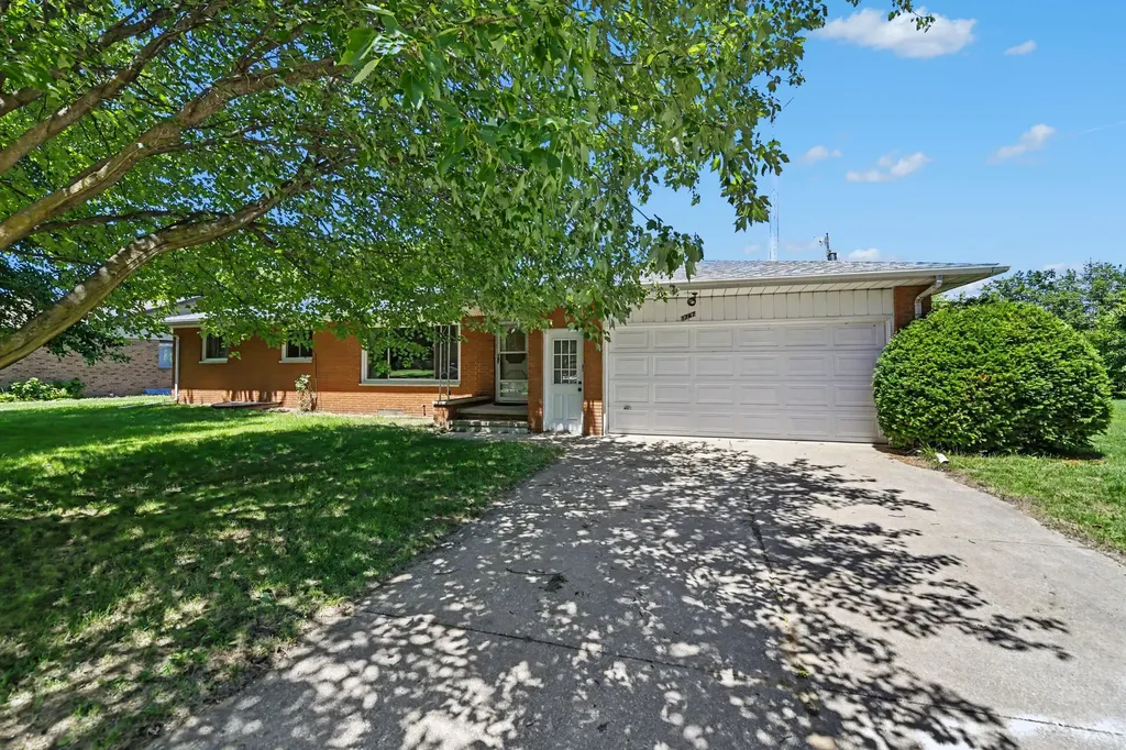 1767 N Cambridge Place St. Joseph Charter Township MI 49085