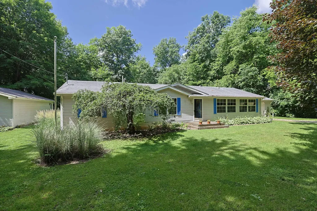 2940 Beebe Road Howard Township MI 49120