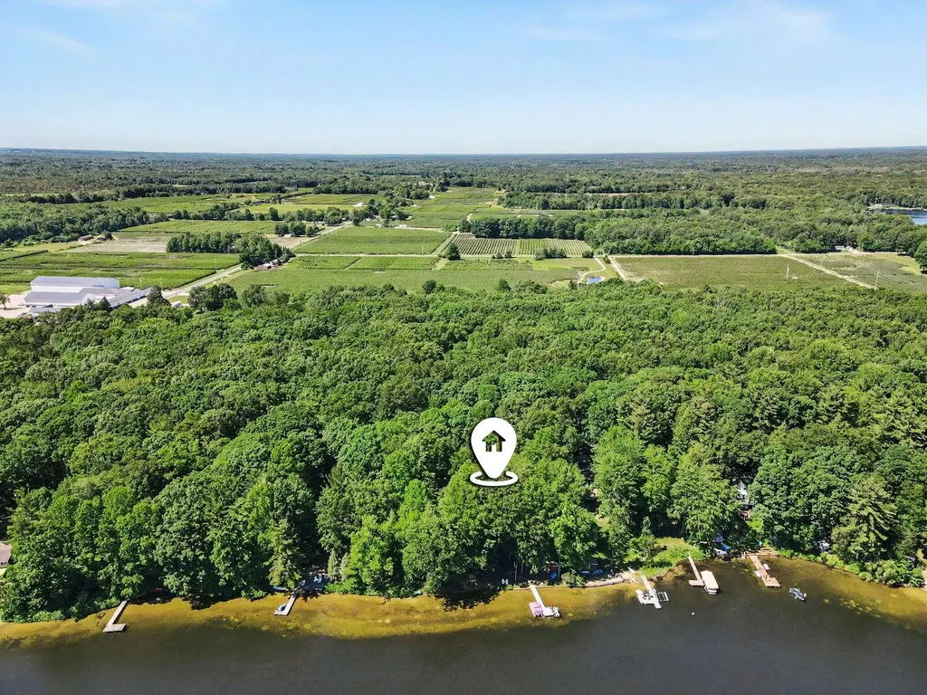 10041 County Road 215 Columbia Township MI 49056
