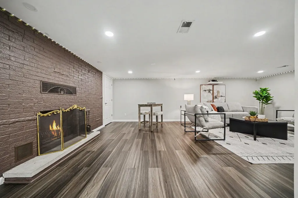 2489 Washington Avenue St. Joseph Charter Township MI 49085