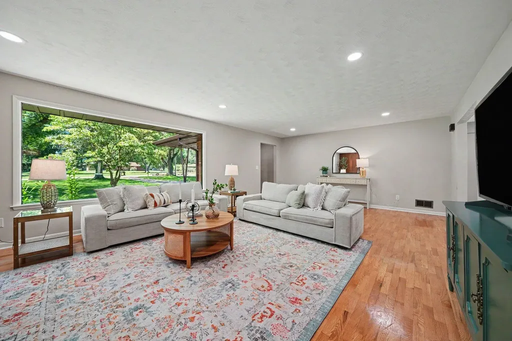 2489 Washington Avenue St. Joseph Charter Township MI 49085