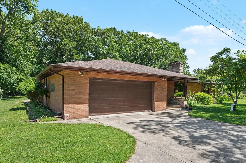 2489 Washington Avenue St. Joseph Charter Township MI 49085