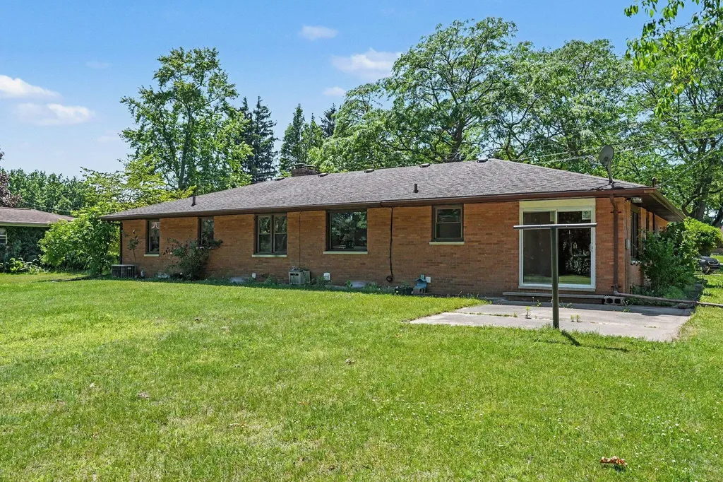 2489 Washington Avenue St. Joseph Charter Township MI 49085