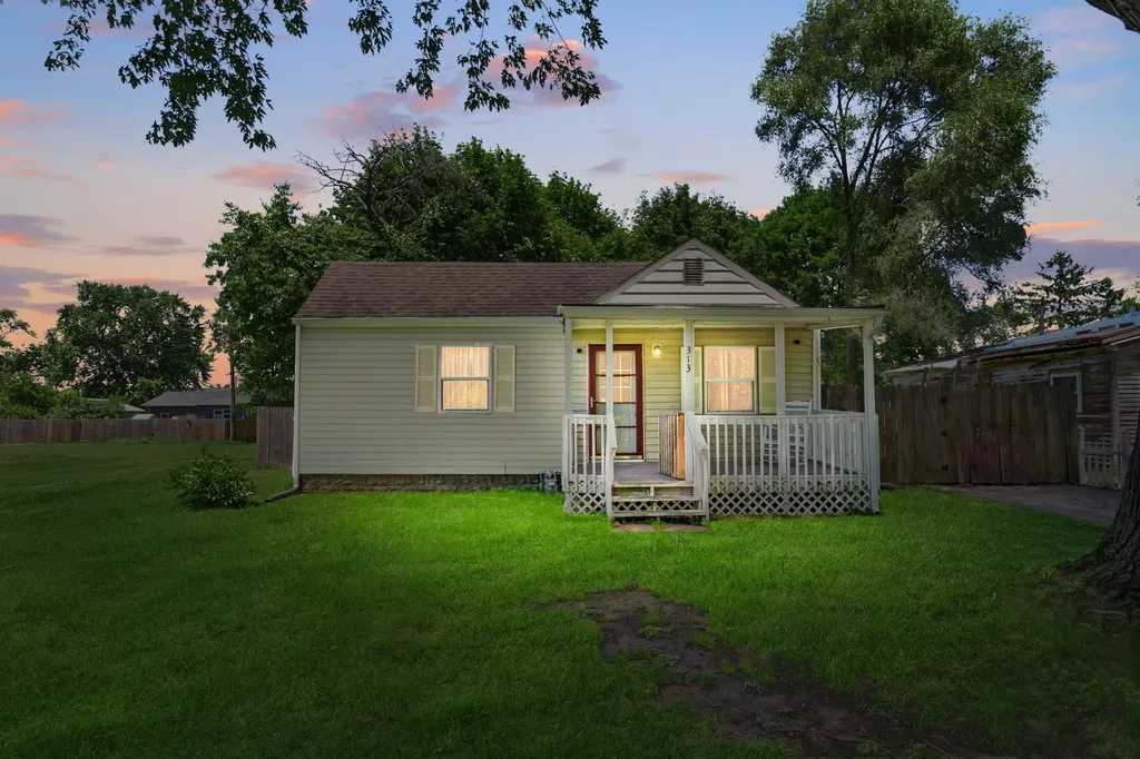313 Elizabeth Street Buchanan Township MI 49107