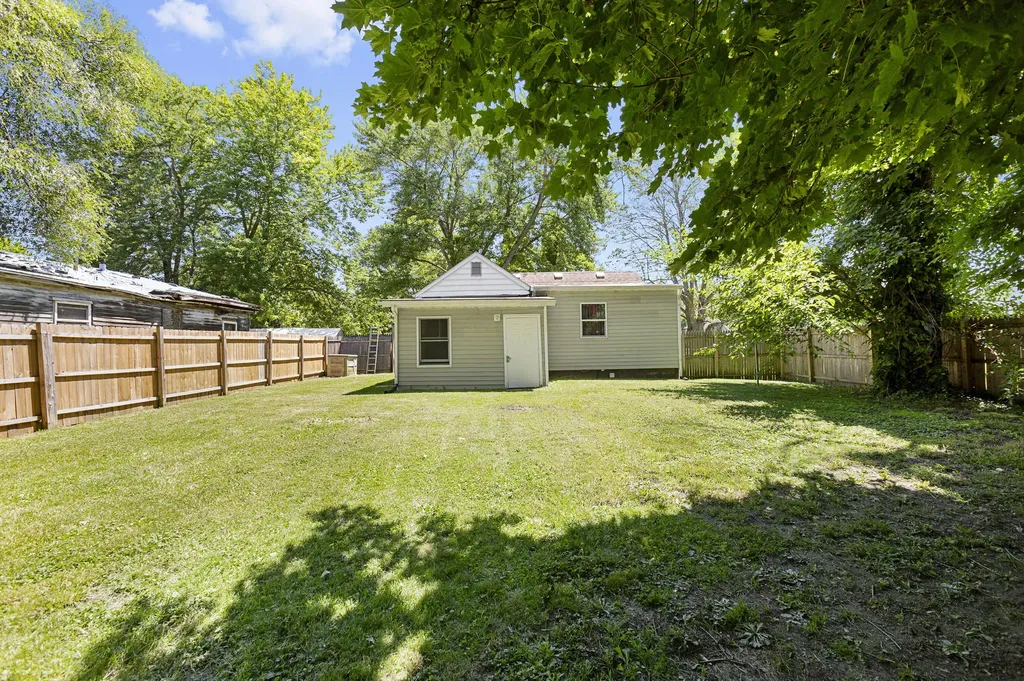 313 Elizabeth Street Buchanan Township MI 49107