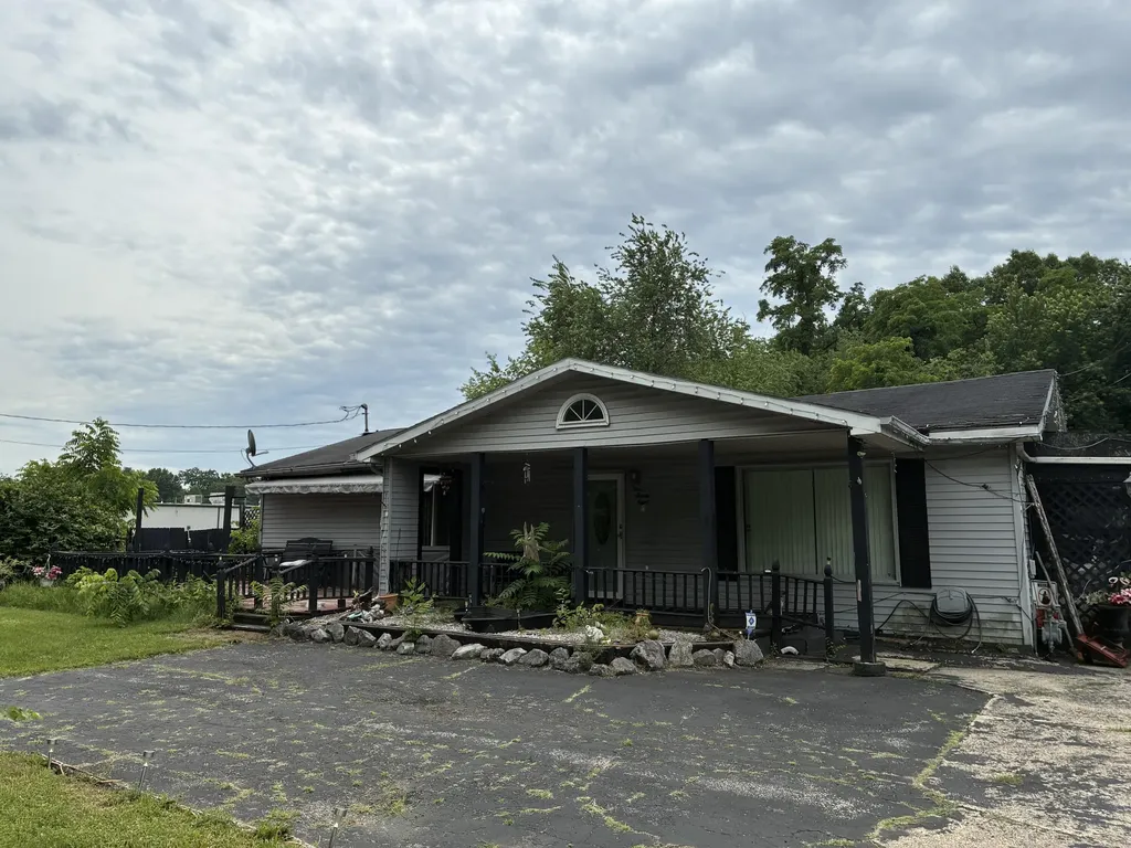 528 Superior Street Niles City MI 49120