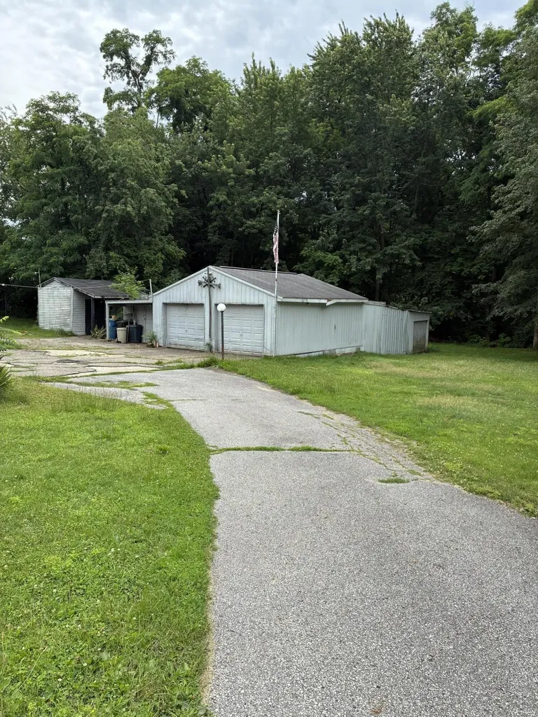 528 Superior Street Niles City MI 49120