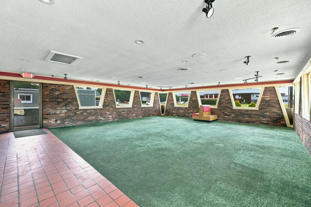 4318 Grand Haven Road Norton Shores City MI 49441