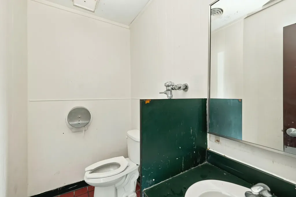 4318 Grand Haven Road Norton Shores City MI 49441
