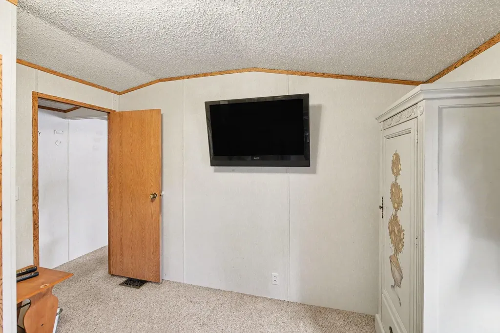 69205 Garver Lake Road Ontwa Township MI 49112